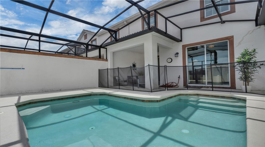 DAVENPORT, Florida 33896, 4 Bedrooms Bedrooms, ,3 BathroomsBathrooms,Residential,For Sale,STINGER,0,MFRO6326505