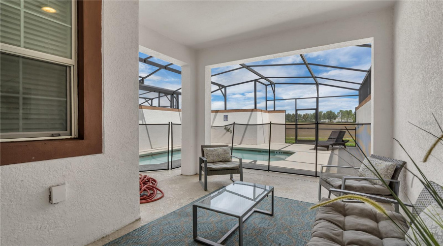 DAVENPORT, Florida 33896, 4 Bedrooms Bedrooms, ,3 BathroomsBathrooms,Residential,For Sale,STINGER,0,MFRO6326505