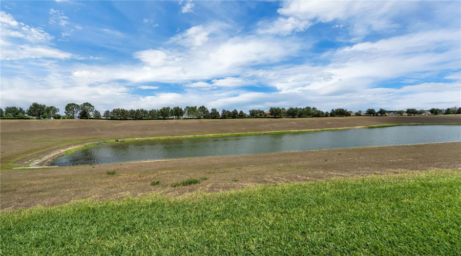 DAVENPORT, Florida 33896, 4 Bedrooms Bedrooms, ,3 BathroomsBathrooms,Residential,For Sale,STINGER,0,MFRO6326505