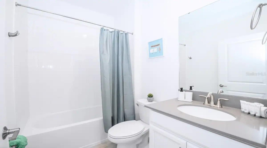 KISSIMMEE, Florida 34746, 5 Bedrooms Bedrooms, ,5 BathroomsBathrooms,Residential,For Sale,PROTAGONIST,0,MFRS5108223