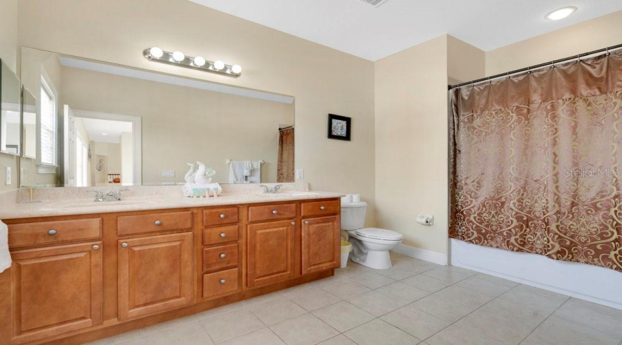 REUNION, Florida 34747, 4 Bedrooms Bedrooms, ,3 BathroomsBathrooms,Residential,For Sale,OCONEE,0,MFRO6292470