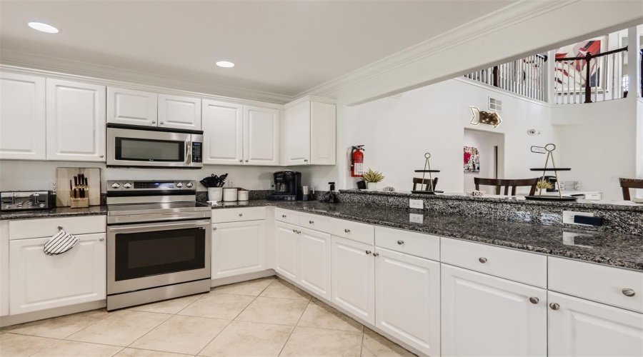 DAVENPORT, Florida 33837, 4 Bedrooms Bedrooms, ,3 BathroomsBathrooms,Residential,For Sale,VICTORIA,0,MFRO6265822