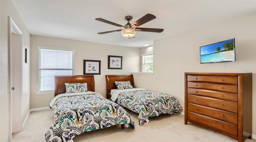 DAVENPORT, Florida 33837, 4 Bedrooms Bedrooms, ,3 BathroomsBathrooms,Residential,For Sale,VICTORIA,0,MFRO6265822