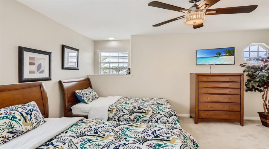 DAVENPORT, Florida 33837, 4 Bedrooms Bedrooms, ,3 BathroomsBathrooms,Residential,For Sale,VICTORIA,0,MFRO6265822