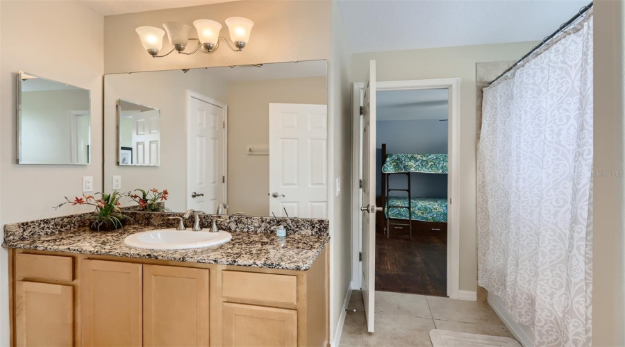 DAVENPORT, Florida 33837, 4 Bedrooms Bedrooms, ,3 BathroomsBathrooms,Residential,For Sale,VICTORIA,0,MFRO6265822