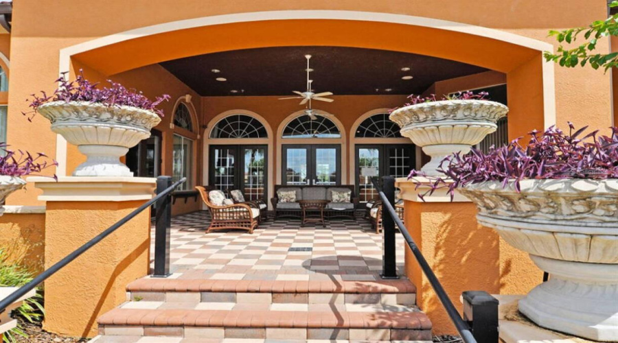 DAVENPORT, Florida 33837, 5 Bedrooms Bedrooms, ,3 BathroomsBathrooms,Residential,For Sale,VIOLA,0,MFRS5105877