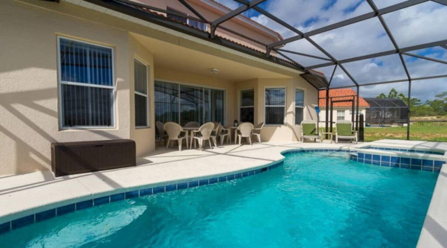 DAVENPORT, Florida 33837, 5 Bedrooms Bedrooms, ,3 BathroomsBathrooms,Residential,For Sale,VIOLA,0,MFRS5105877