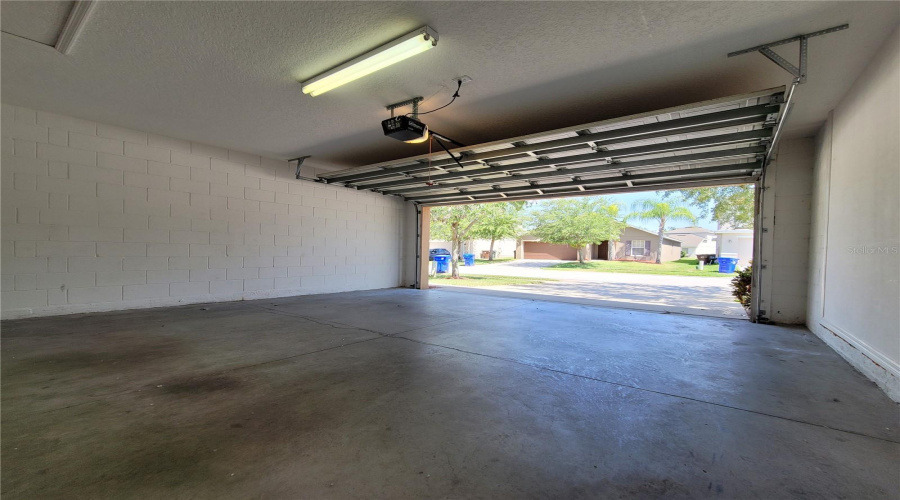 KISSIMMEE, Florida 34746, 3 Bedrooms Bedrooms, ,2 BathroomsBathrooms,Residential,For Sale,COMMANDER,0,MFRO6326806