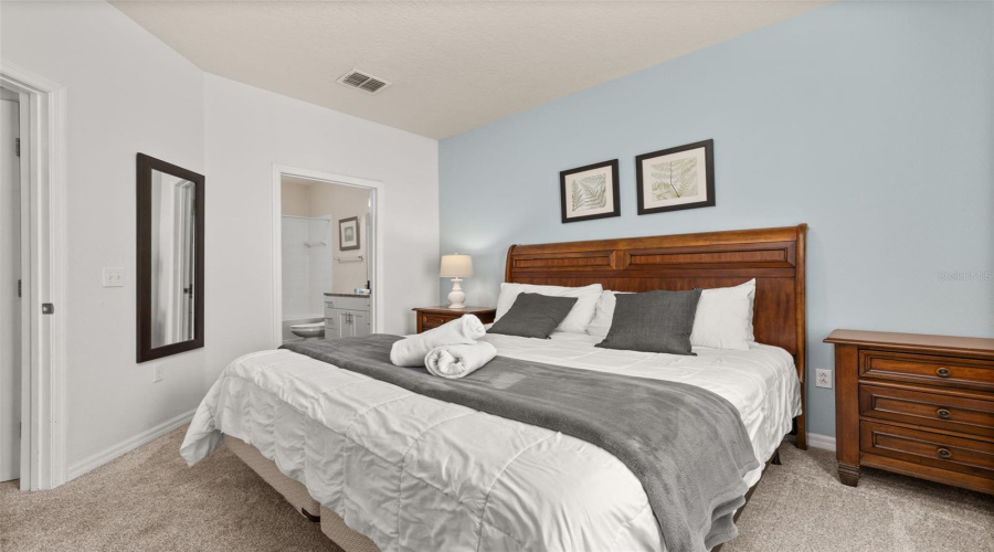 KISSIMMEE, Florida 34746, 4 Bedrooms Bedrooms, ,3 BathroomsBathrooms,Residential,For Sale,DIPLOMAT,0,MFRS5130596