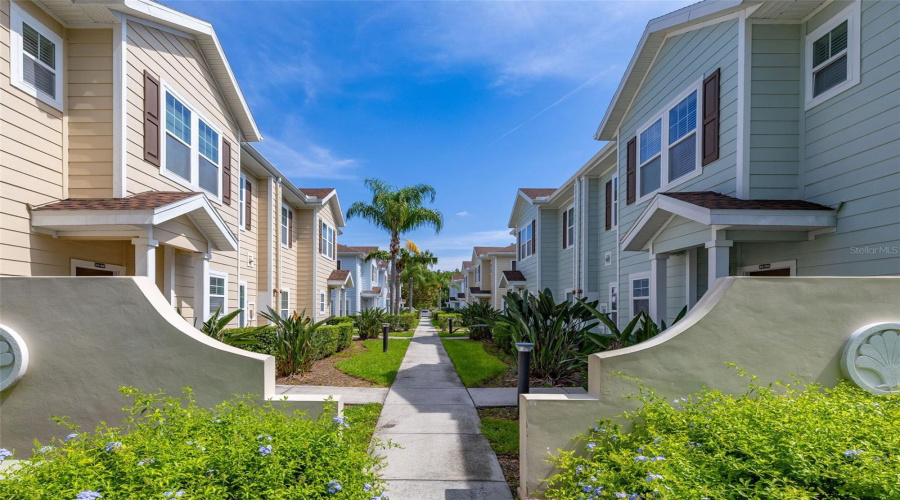 KISSIMMEE, Florida 34746, 4 Bedrooms Bedrooms, ,3 BathroomsBathrooms,Residential,For Sale,DIPLOMAT,0,MFRS5130596