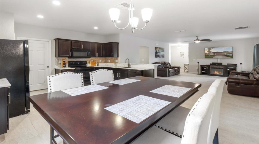 DAVENPORT, Florida 33837, 3 Bedrooms Bedrooms, ,2 BathroomsBathrooms,Residential,For Sale,HIGHLAND MEADOWS,0,MFRO6296950