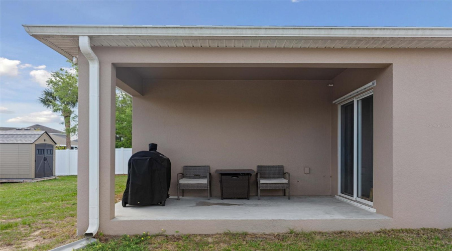 DAVENPORT, Florida 33837, 3 Bedrooms Bedrooms, ,2 BathroomsBathrooms,Residential,For Sale,HIGHLAND MEADOWS,0,MFRO6296950