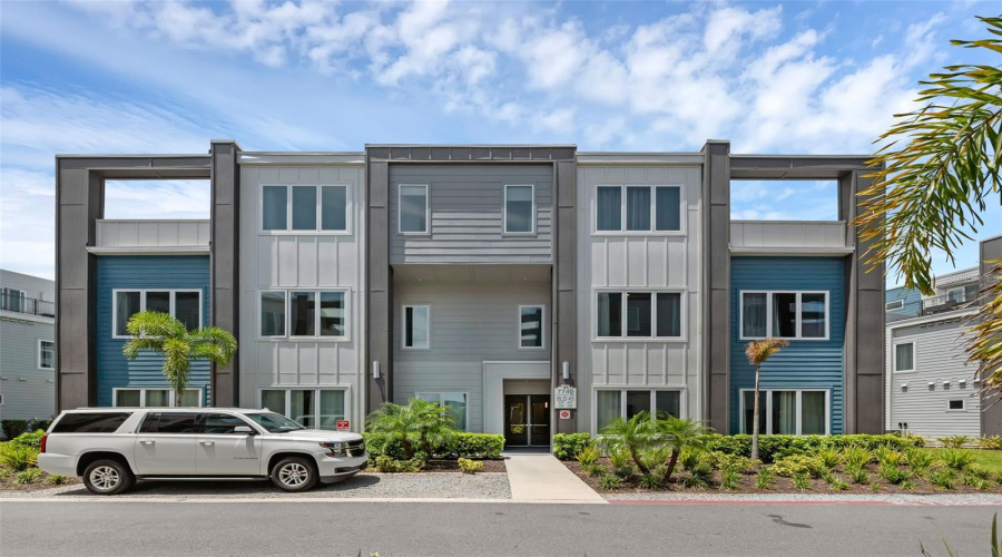 REUNION, Florida 34747, 5 Bedrooms Bedrooms, ,4 BathroomsBathrooms,Residential,For Sale,SANDY RIDGE,0,MFRS5130800
