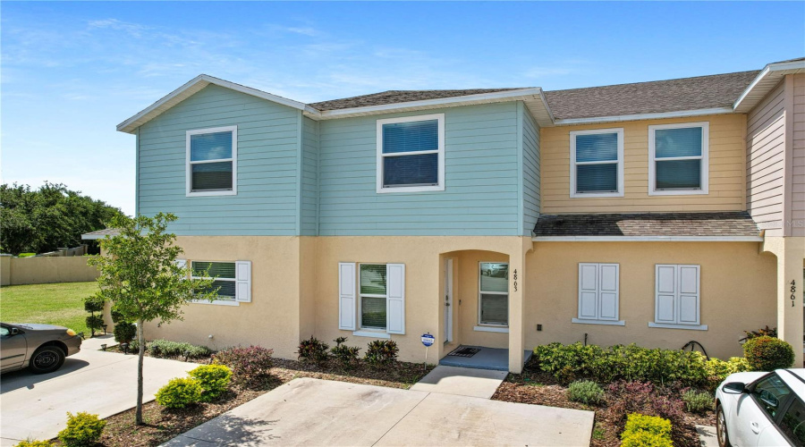 KISSIMMEE, Florida 34746, 3 Bedrooms Bedrooms, ,2 BathroomsBathrooms,Residential,For Sale,CORAL CASTLE,0,MFRO6326870