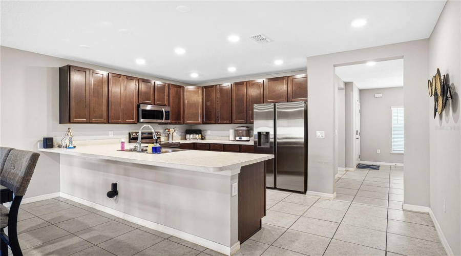 KISSIMMEE, Florida 34746, 3 Bedrooms Bedrooms, ,2 BathroomsBathrooms,Residential,For Sale,CORAL CASTLE,0,MFRO6326870