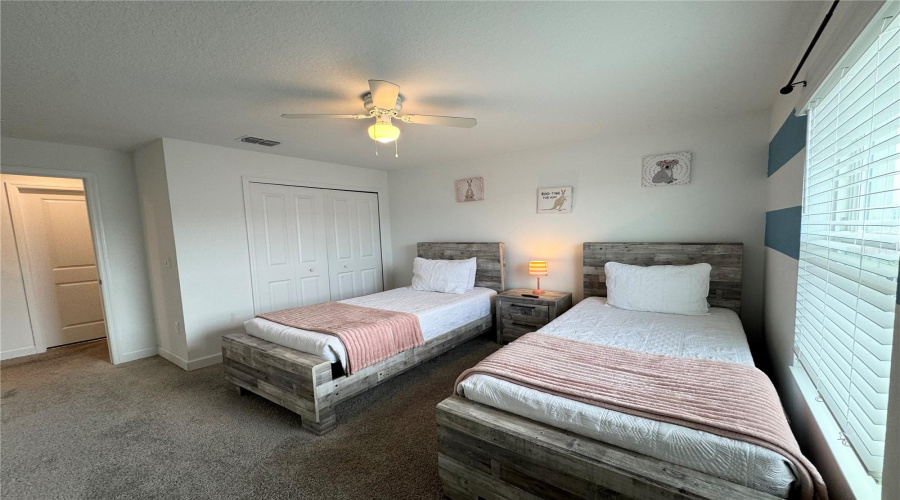 KISSIMMEE, Florida 34746, 4 Bedrooms Bedrooms, ,3 BathroomsBathrooms,Residential,For Sale,PARAGRAPH,0,MFRO6326930