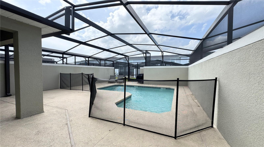 KISSIMMEE, Florida 34746, 4 Bedrooms Bedrooms, ,3 BathroomsBathrooms,Residential,For Sale,PARAGRAPH,0,MFRO6326930