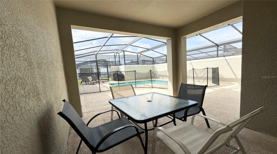 KISSIMMEE, Florida 34746, 4 Bedrooms Bedrooms, ,3 BathroomsBathrooms,Residential,For Sale,PARAGRAPH,0,MFRO6326930