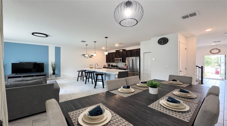 KISSIMMEE, Florida 34746, 4 Bedrooms Bedrooms, ,3 BathroomsBathrooms,Residential,For Sale,PARAGRAPH,0,MFRO6326930