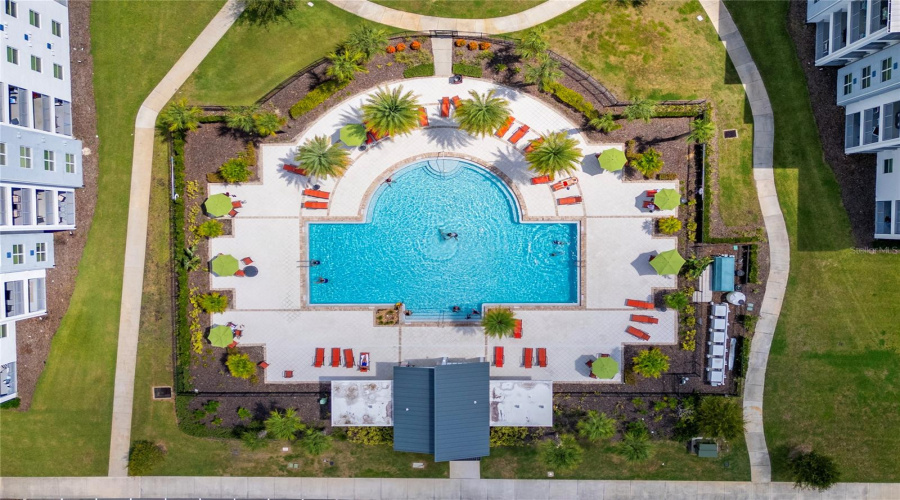 KISSIMMEE, Florida 34746, 5 Bedrooms Bedrooms, ,4 BathroomsBathrooms,Residential,For Sale,PEQUOD,0,MFRO6327137