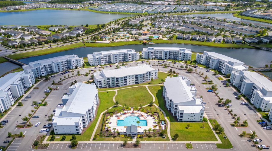 KISSIMMEE, Florida 34746, 5 Bedrooms Bedrooms, ,4 BathroomsBathrooms,Residential,For Sale,PEQUOD,0,MFRO6327137