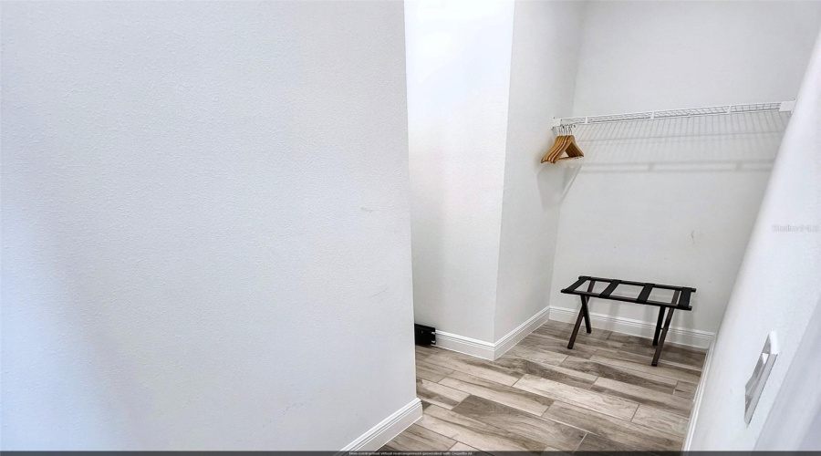 Closet bedroom 2 - second floor