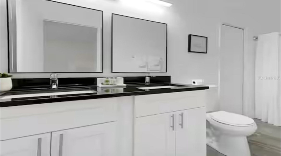 DAVENPORT, Florida 33897, 4 Bedrooms Bedrooms, ,3 BathroomsBathrooms,Residential,For Sale,LOCKBREEZE,0,MFRO6303969