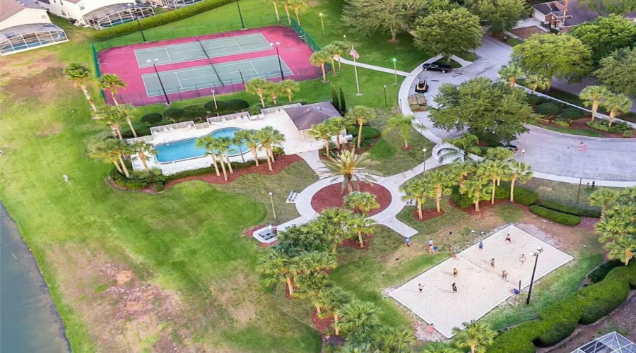 DAVENPORT, Florida 33897, 4 Bedrooms Bedrooms, ,3 BathroomsBathrooms,Residential,For Sale,LOCKBREEZE,0,MFRO6303969