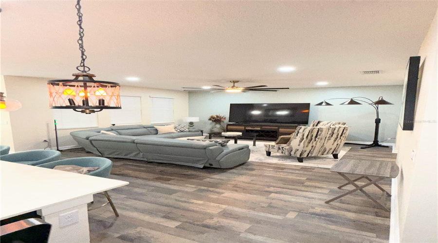 DAVENPORT, Florida 33896, 4 Bedrooms Bedrooms, ,2 BathroomsBathrooms,Residential,For Sale,BLACKWOLF RUN,0,MFRS5130898