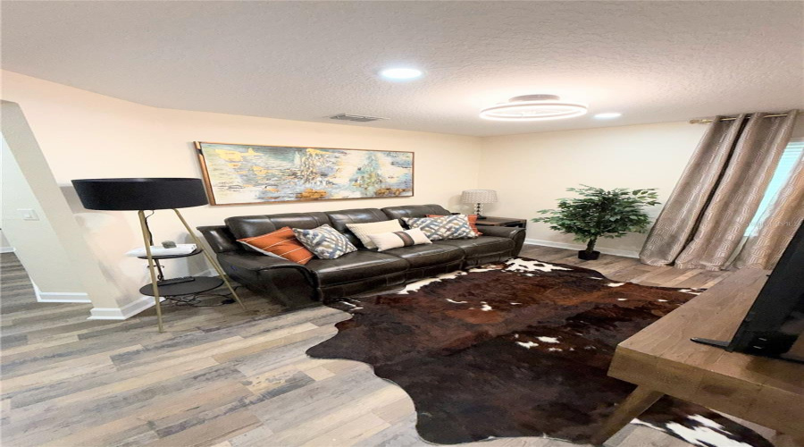 DAVENPORT, Florida 33896, 4 Bedrooms Bedrooms, ,2 BathroomsBathrooms,Residential,For Sale,BLACKWOLF RUN,0,MFRS5130898