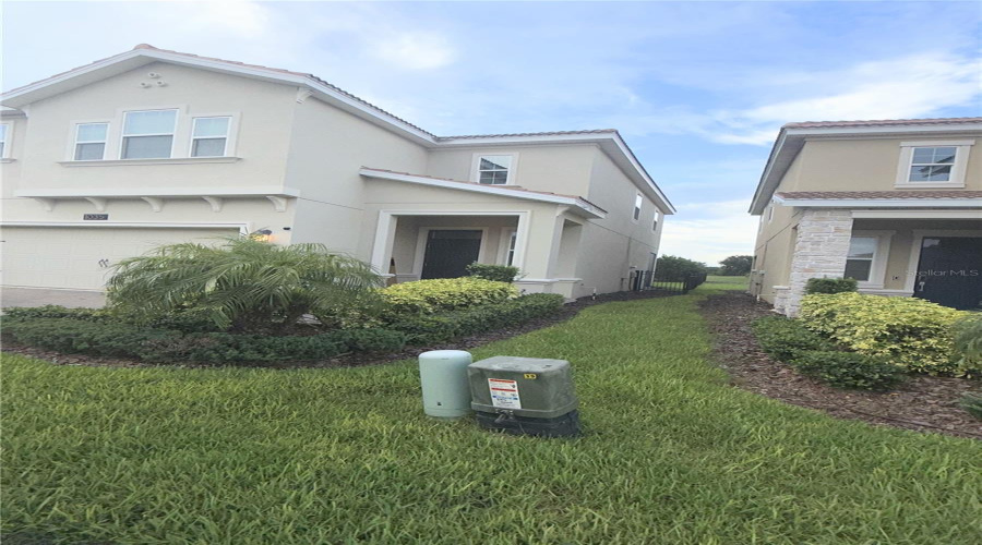 DAVENPORT, Florida 33896, 4 Bedrooms Bedrooms, ,2 BathroomsBathrooms,Residential,For Sale,BLACKWOLF RUN,0,MFRS5130898