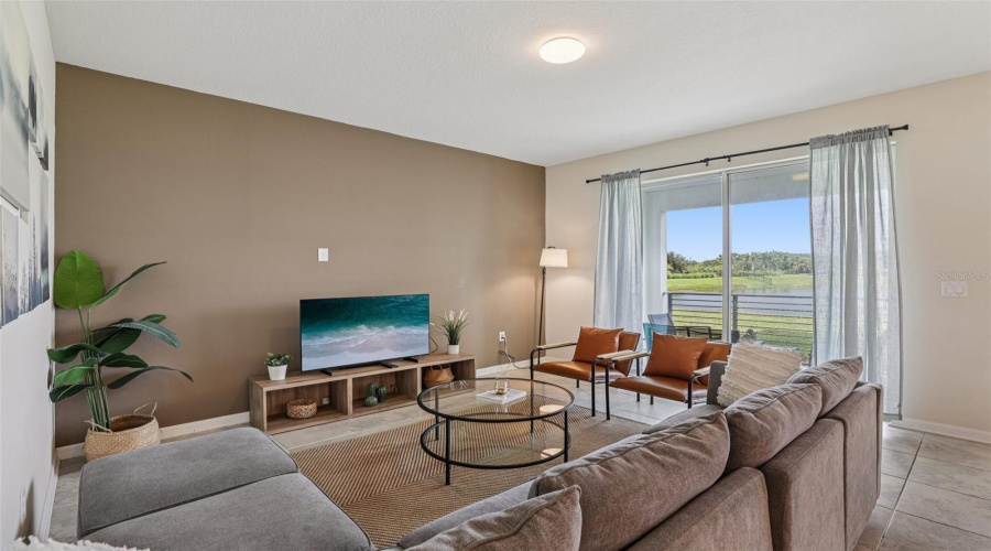 KISSIMMEE, Florida 34746, 2 Bedrooms Bedrooms, ,2 BathroomsBathrooms,Residential,For Sale,PARADOX,0,MFRTB8405029