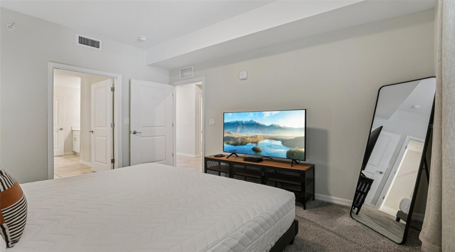 KISSIMMEE, Florida 34746, 2 Bedrooms Bedrooms, ,2 BathroomsBathrooms,Residential,For Sale,PARADOX,0,MFRTB8405029