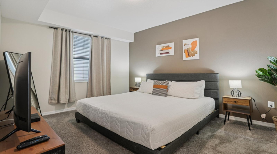 KISSIMMEE, Florida 34746, 2 Bedrooms Bedrooms, ,2 BathroomsBathrooms,Residential,For Sale,PARADOX,0,MFRTB8405029