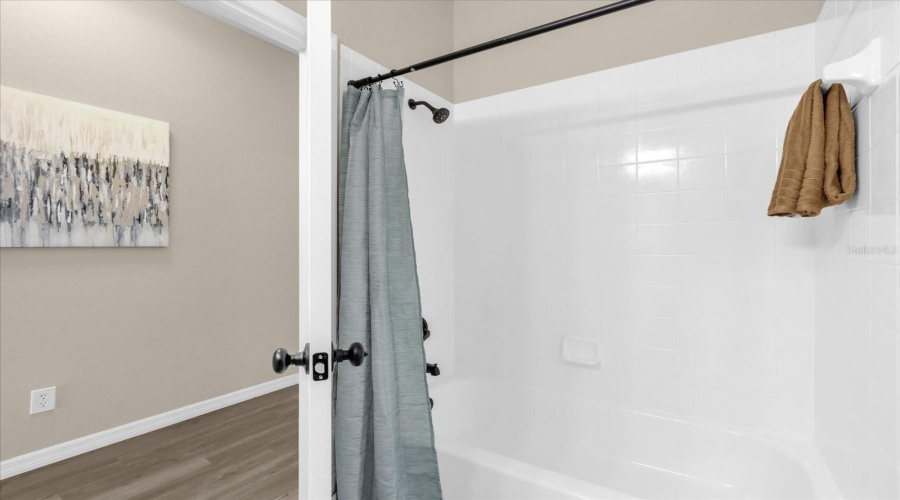 DAVENPORT, Florida 33897, 4 Bedrooms Bedrooms, ,3 BathroomsBathrooms,Residential,For Sale,CALABRIA,0,MFRO6323953