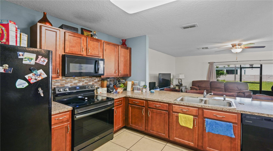 DAVENPORT, Florida 33896, 3 Bedrooms Bedrooms, ,2 BathroomsBathrooms,Residential,For Sale,ARBOR LAKES,0,MFRS5129788