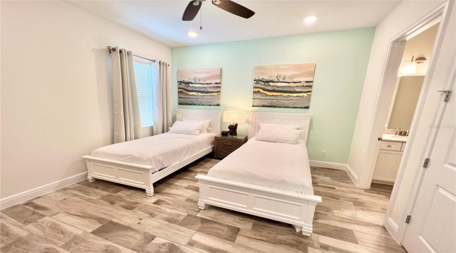 KISSIMMEE, Florida 34747, 3 Bedrooms Bedrooms, ,3 BathroomsBathrooms,Residential,For Sale,PARROT HEAD,0,MFRO6323294