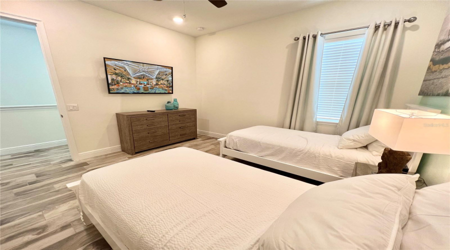 KISSIMMEE, Florida 34747, 3 Bedrooms Bedrooms, ,3 BathroomsBathrooms,Residential,For Sale,PARROT HEAD,0,MFRO6323294