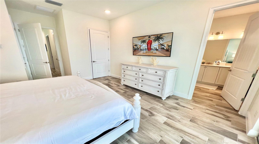 KISSIMMEE, Florida 34747, 3 Bedrooms Bedrooms, ,3 BathroomsBathrooms,Residential,For Sale,PARROT HEAD,0,MFRO6323294