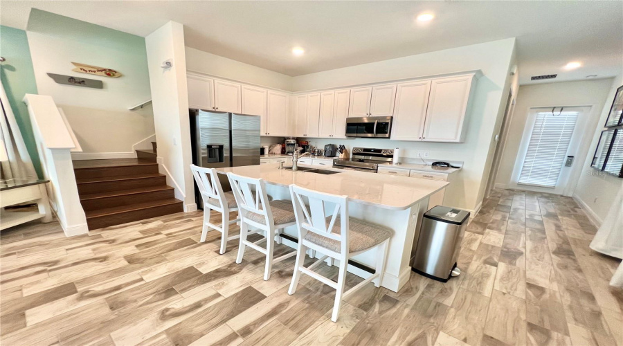 KISSIMMEE, Florida 34747, 3 Bedrooms Bedrooms, ,3 BathroomsBathrooms,Residential,For Sale,PARROT HEAD,0,MFRO6323294
