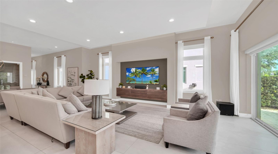 REUNION, Florida 34747, 5 Bedrooms Bedrooms, ,5 BathroomsBathrooms,Residential,For Sale,DESERT MOUNTAIN,0,MFRO6327211
