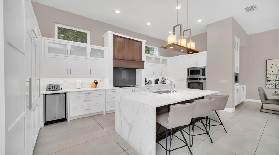 REUNION, Florida 34747, 5 Bedrooms Bedrooms, ,5 BathroomsBathrooms,Residential,For Sale,DESERT MOUNTAIN,0,MFRO6327211