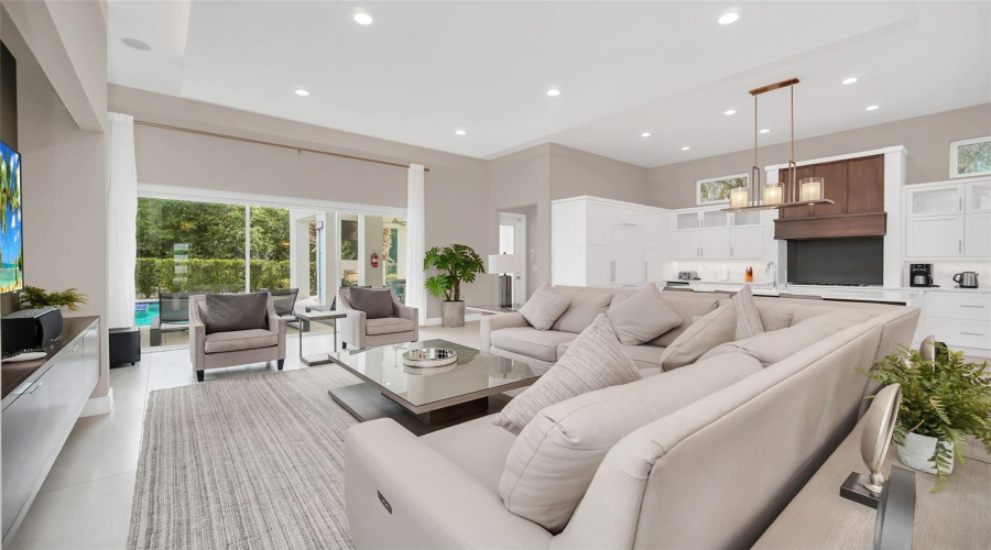 REUNION, Florida 34747, 5 Bedrooms Bedrooms, ,5 BathroomsBathrooms,Residential,For Sale,DESERT MOUNTAIN,0,MFRO6327211