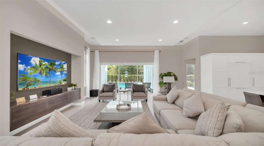 REUNION, Florida 34747, 5 Bedrooms Bedrooms, ,5 BathroomsBathrooms,Residential,For Sale,DESERT MOUNTAIN,0,MFRO6327211