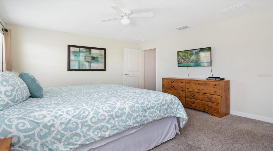 KISSIMMEE, Florida 34746, 4 Bedrooms Bedrooms, ,3 BathroomsBathrooms,Residential,For Sale,TOM SAWYER,0,MFRO6327355