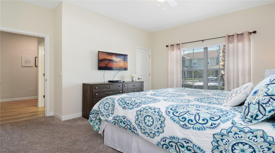 KISSIMMEE, Florida 34746, 4 Bedrooms Bedrooms, ,3 BathroomsBathrooms,Residential,For Sale,TOM SAWYER,0,MFRO6327355