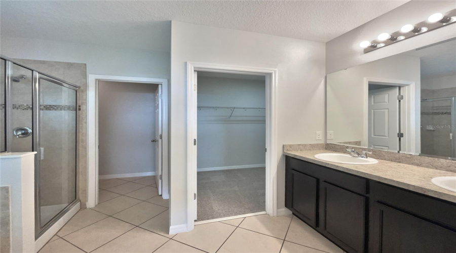 DAVENPORT, Florida 33837, 4 Bedrooms Bedrooms, ,2 BathroomsBathrooms,Residential,For Sale,WHISPERING PINES,0,MFRO6327385