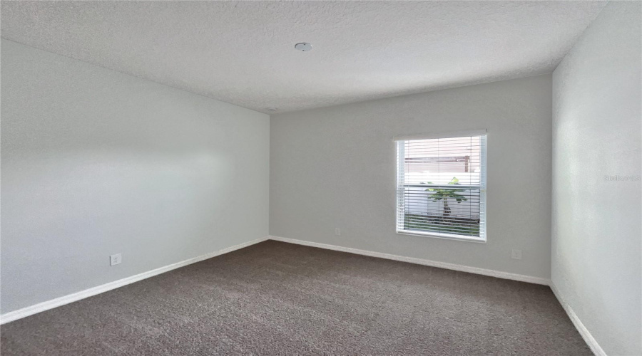 DAVENPORT, Florida 33837, 4 Bedrooms Bedrooms, ,2 BathroomsBathrooms,Residential,For Sale,WHISPERING PINES,0,MFRO6327385