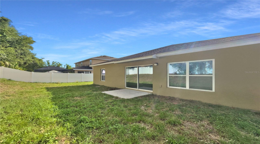 DAVENPORT, Florida 33837, 4 Bedrooms Bedrooms, ,2 BathroomsBathrooms,Residential,For Sale,WHISPERING PINES,0,MFRO6327385