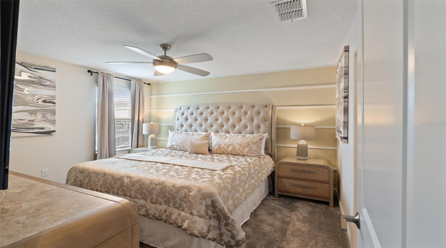 DAVENPORT, Florida 33896, 7 Bedrooms Bedrooms, ,5 BathroomsBathrooms,Residential,For Sale,DROP SHOT,0,MFRO6326734